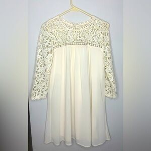 Blu Pepper Vintage NWT Flowy Lace Dress Low Back Lined Long Sleeved Floral Lace